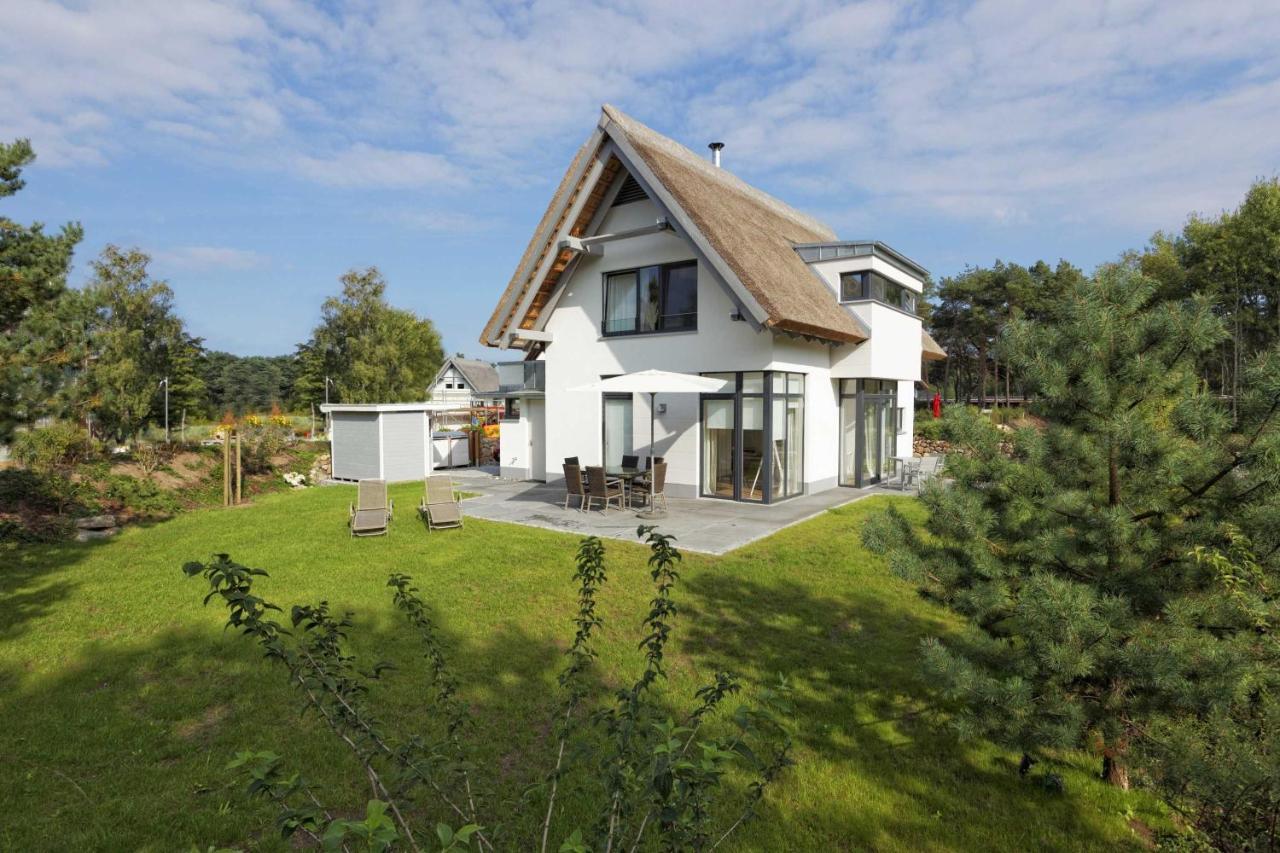 Pier 8 Villa Karlshagen Exterior photo